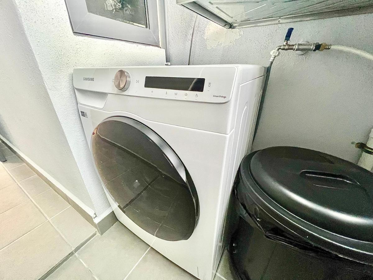 Cozy 1-7 Pax Sunway Pyramid 2Room Wifi Tv Balcony Petaling Jaya Bagian luar foto